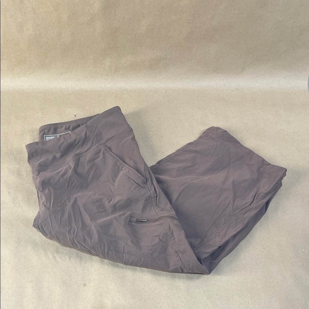 Mountain Hardwear Women’s Brown 3/4 Pants